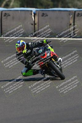 media/Sep-21-2025-TrackDaz (Sun) [[277c75b276]]/B Group/220pm (Turn 6)/